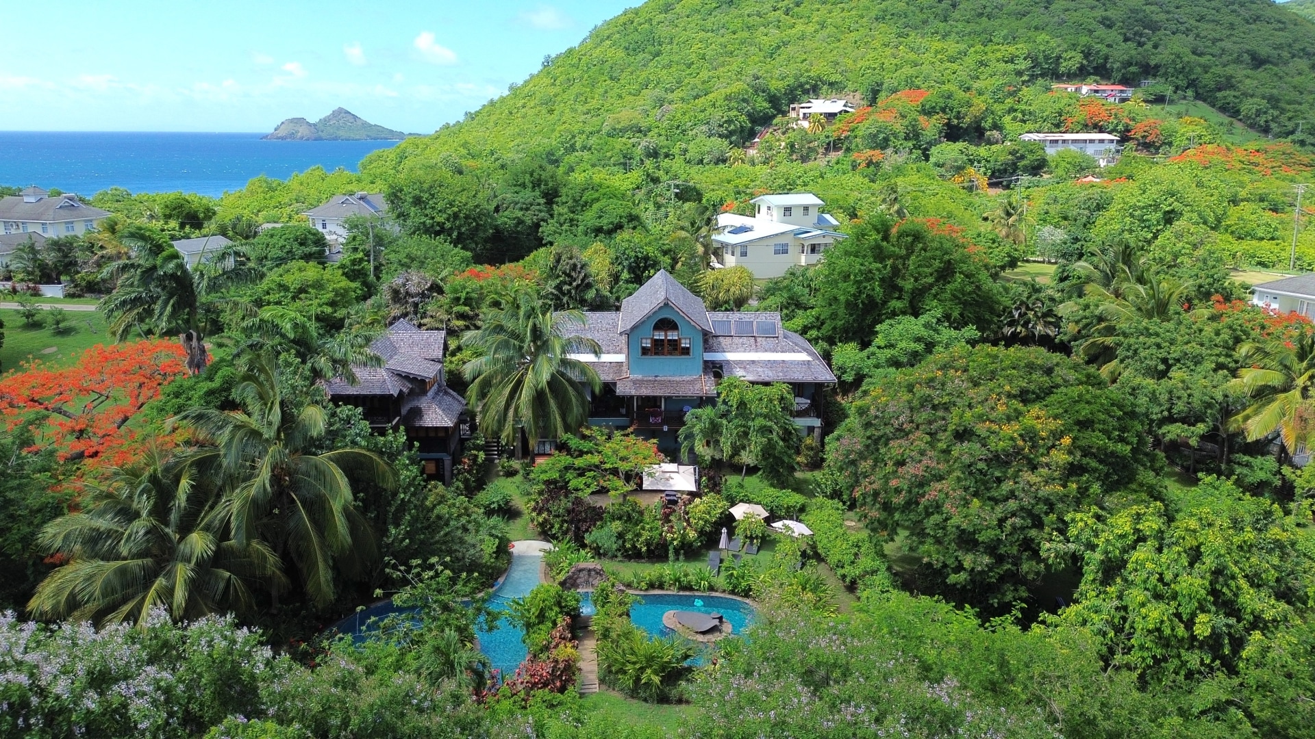 C'est La Vie Villa For Sale in trouya gros islet